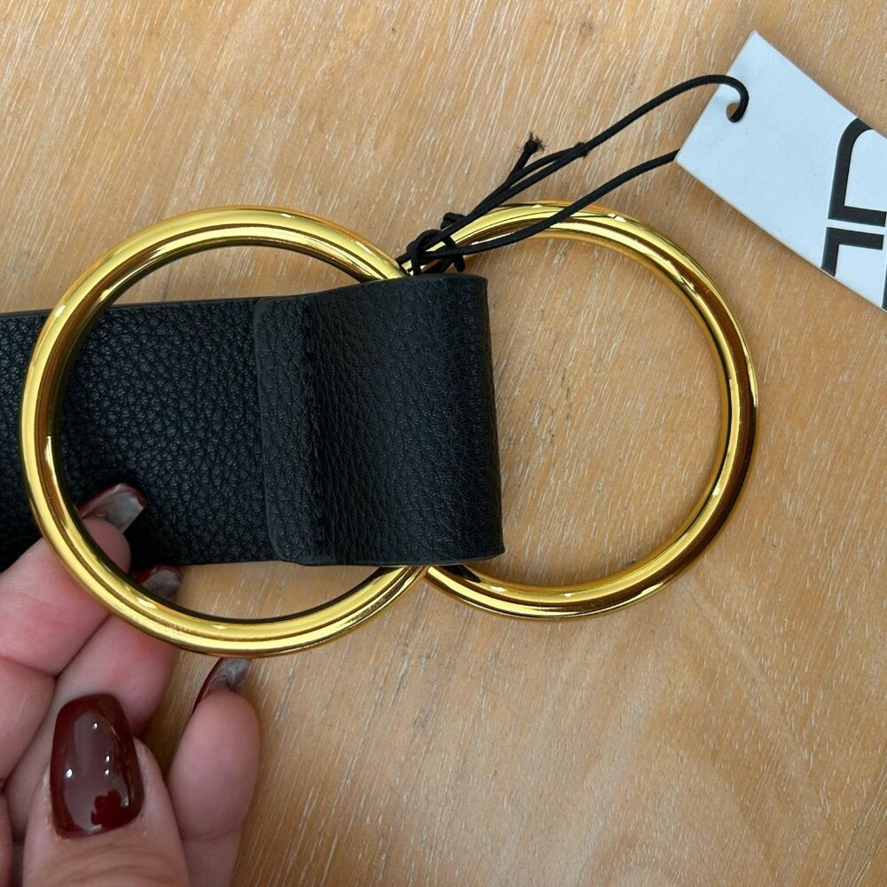 B-low The Belt Womens Black Wide Pebbled Strap Gold‎ Tone Ring Buckle Chic NWT